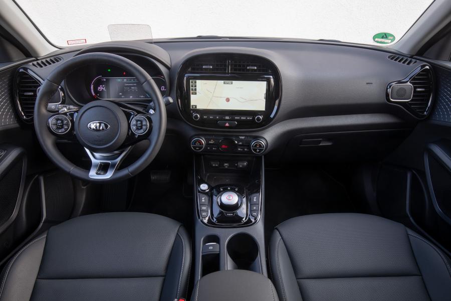 Торпедо Kia Soul EV (SK3) 2019 года  (EU) (фото 16 из 44)